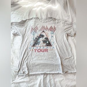 Def leppard tee